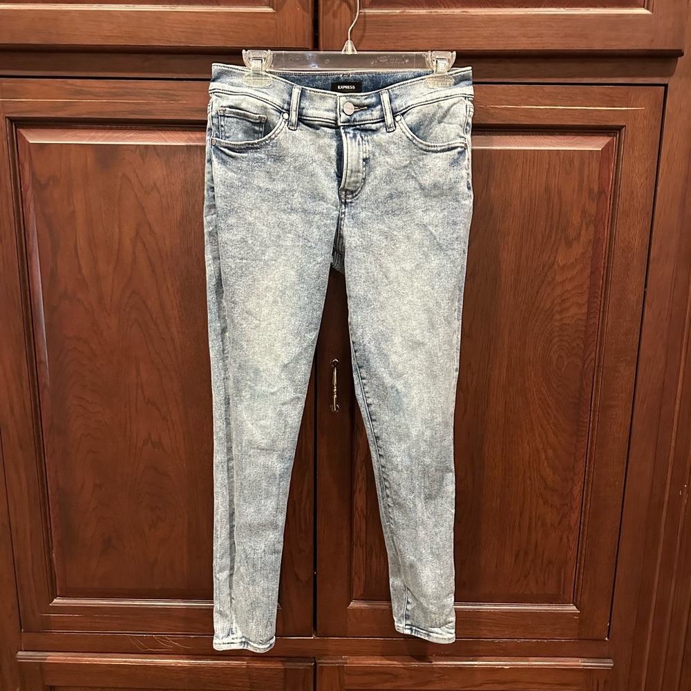 Express skinny jeans sz 8